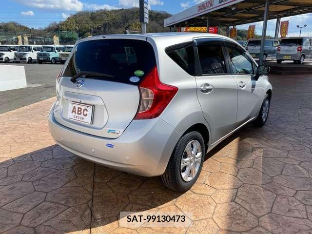 Nissan NOTE 2015-09 201550-3