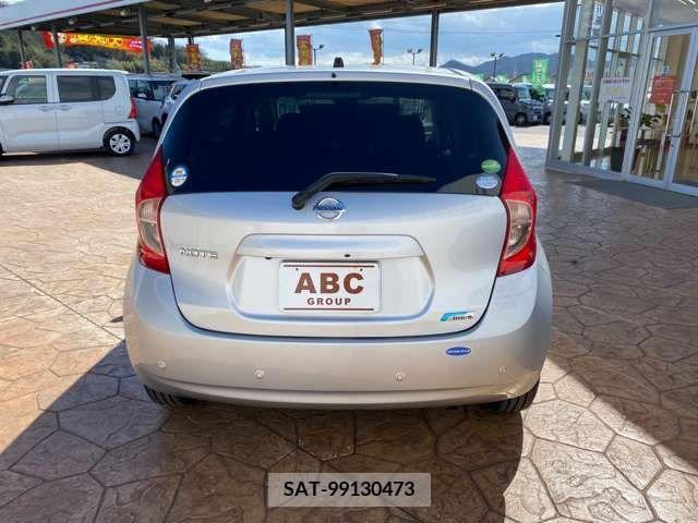 Nissan NOTE 2015-09 201550-4