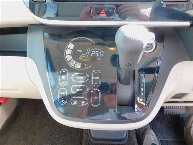 Nissan DAYZ ROOX 2014-09 22747-26
