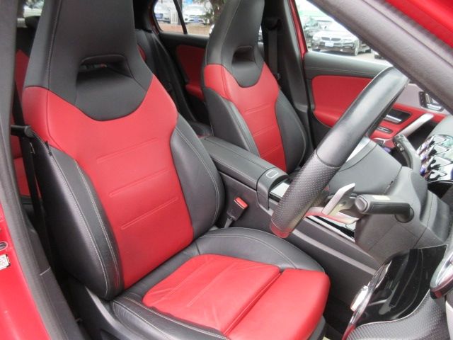 Mercedes Benz A-CLASS 2018-12 189964-14