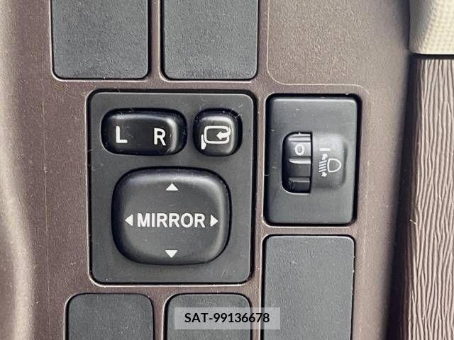 Toyota PASSO 2011-11 366008-5