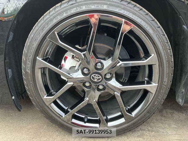 Toyota PRIUS PHV 2019-03 322601-3