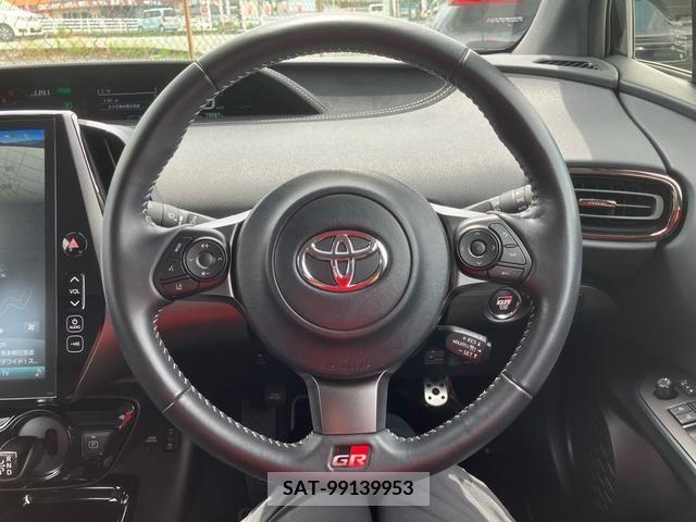 Toyota PRIUS PHV 2019-03 322601-14