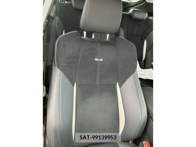Toyota PRIUS PHV 2019-03 322601-12
