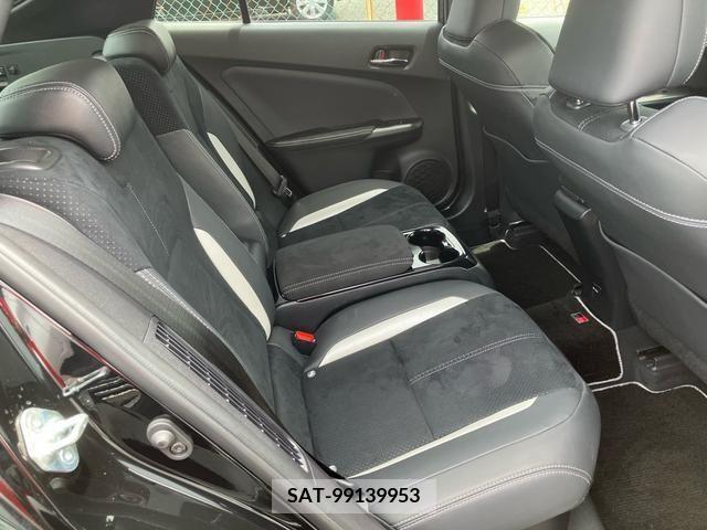 Toyota PRIUS PHV 2019-03 322601-10