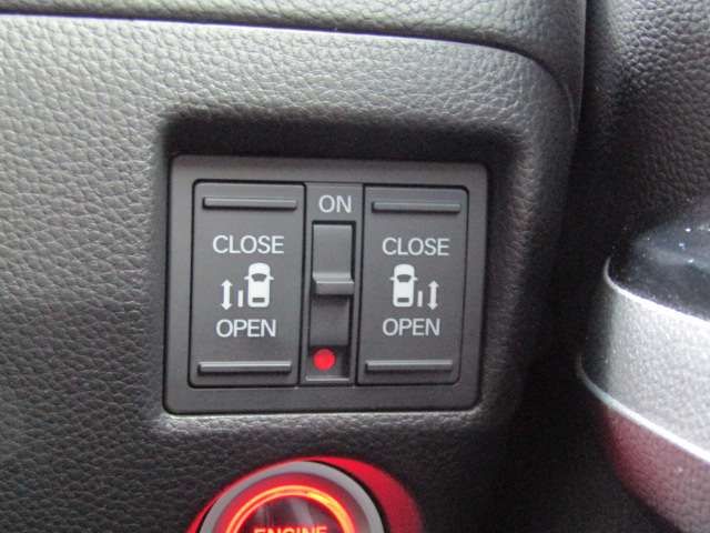Honda N BOX CUSTOM 2022-09 23267-8