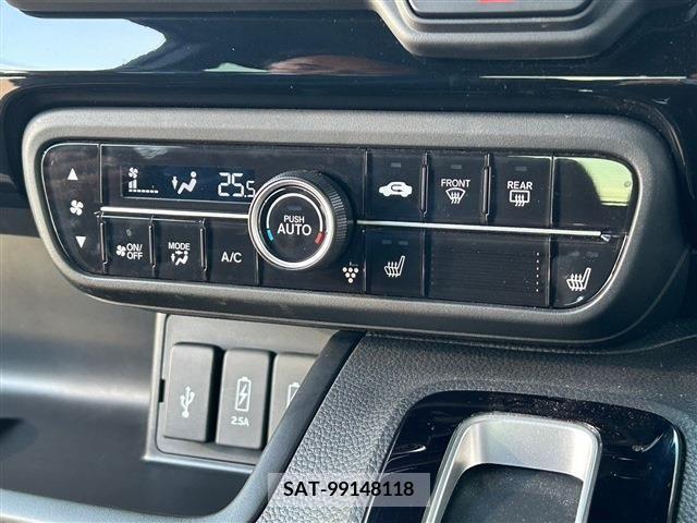 Honda N BOX CUSTOM 2023-02 215883-11