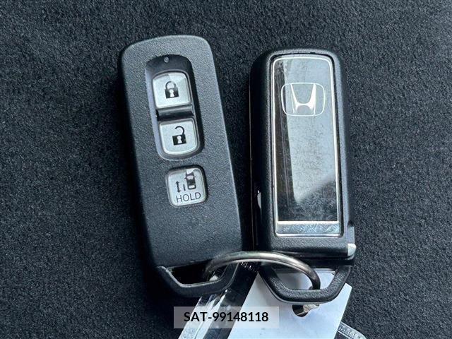 Honda N BOX CUSTOM 2023-02 215883-23