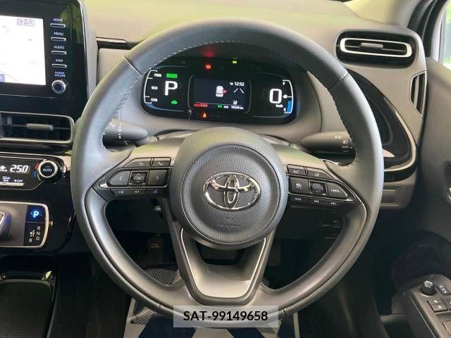 Toyota AQUA 2021-08 349326-13