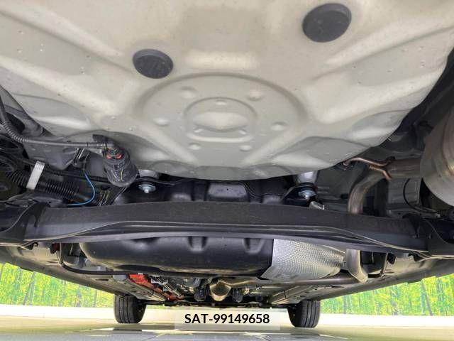 Toyota AQUA 2021-08 349326-18