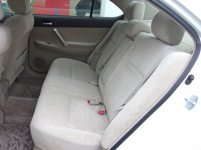Toyota PREMIO 2005-01 182528-11