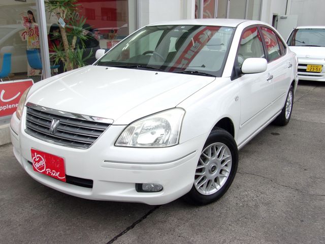 Toyota PREMIO 2005-01 182528-3