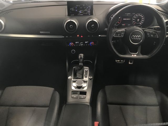 Audi A3 2018-07 192889-3