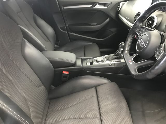 Audi A3 2018-07 192889-13