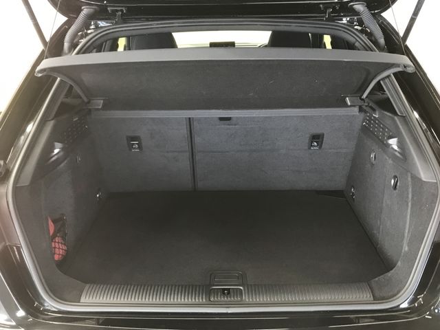 Audi A3 2018-07 192889-16