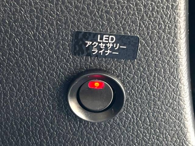 Subaru WRX S4 2017-01 13145-8