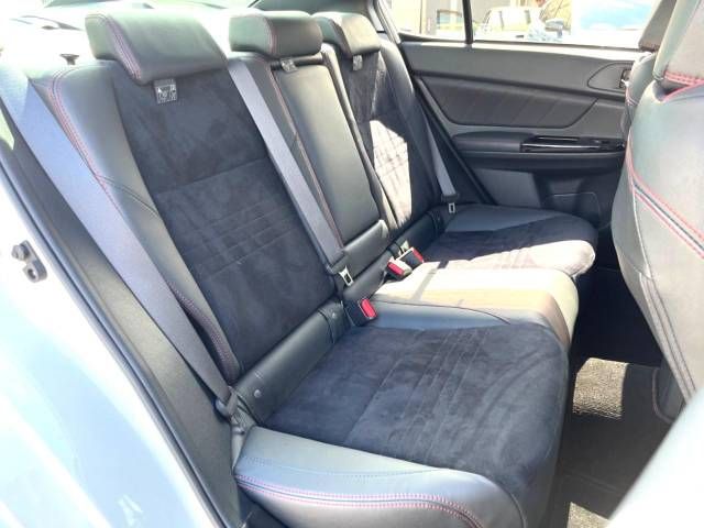 Subaru WRX S4 2017-01 13145-11