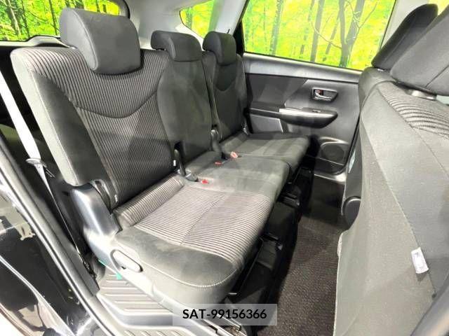 Toyota PRIUS ALPHA 2020-03 349673-9