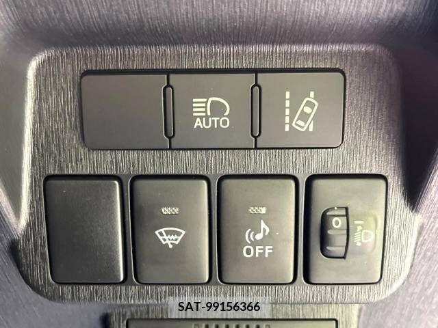 Toyota PRIUS ALPHA 2020-03 349673-5