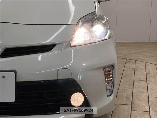 Toyota PRIUS 2013-07 281972-17