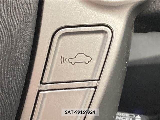 Toyota PRIUS 2013-07 281972-9