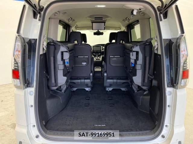 Nissan SERENA 2018-05 253262-12