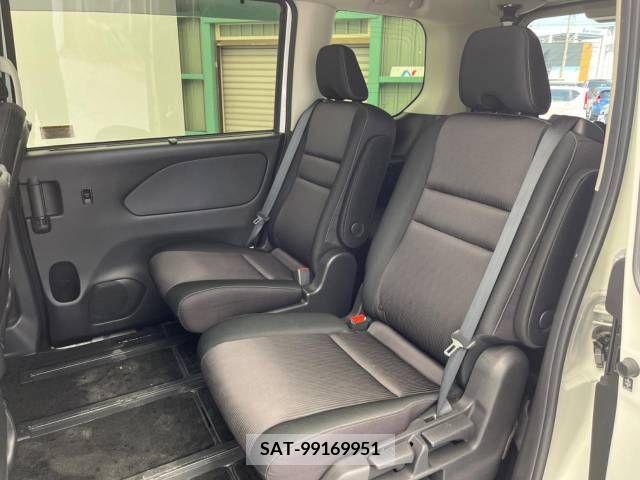 Nissan SERENA 2018-05 253262-10
