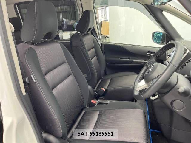 Nissan SERENA 2018-05 253262-9