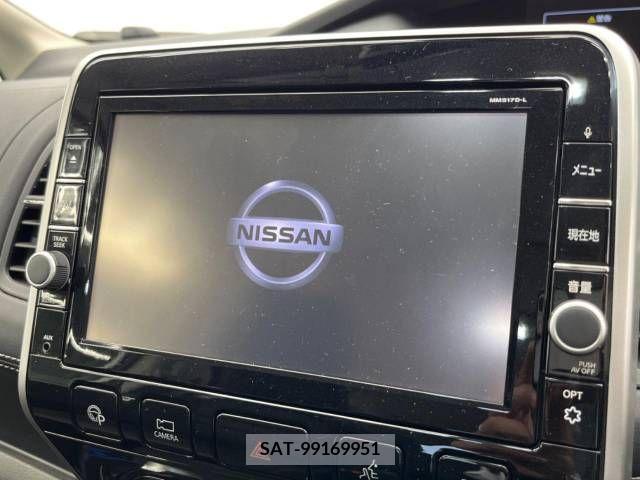 Nissan SERENA 2018-05 253262-2