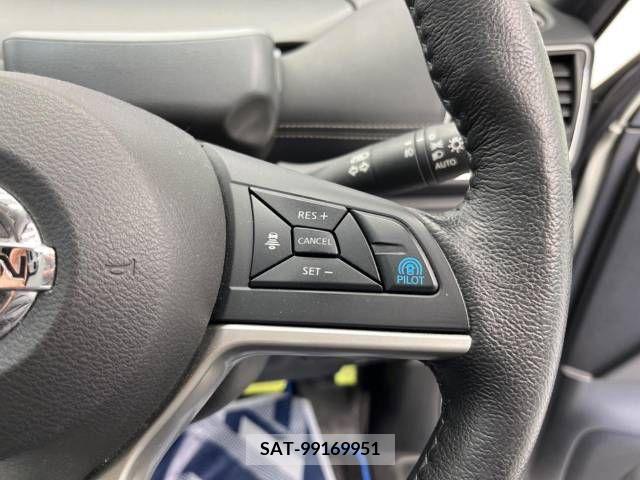 Nissan SERENA 2018-05 253262-4