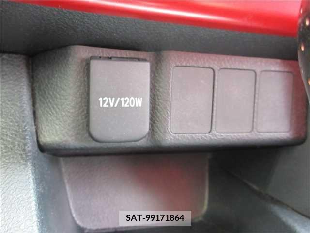Toyota AURIS 2013-10 261509-13
