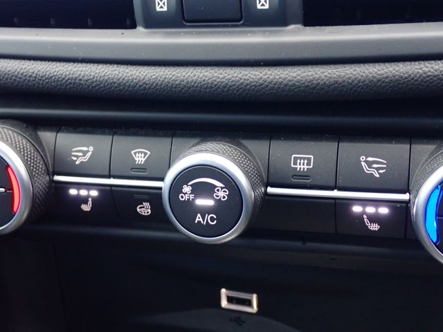 ALFA ROMEO Giulia 2018-11 189806-22