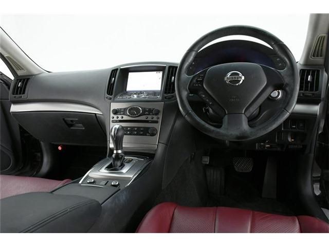 Nissan SKYLINE 2012-02 25072-7