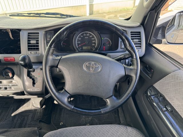 Toyota HIACE COMMUTER 2006-03 185598-13