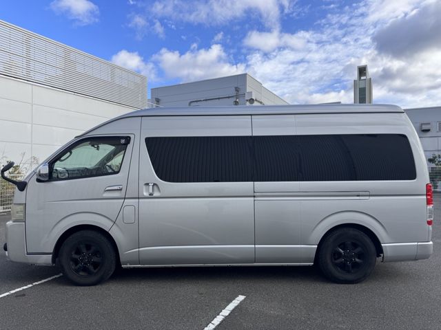 Toyota HIACE COMMUTER 2006-03 185598-3