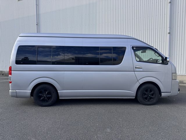 Toyota HIACE COMMUTER 2006-03 185598-7
