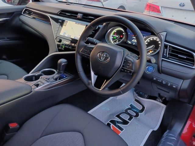Toyota CAMRY HYBRID 2017-10 7338-9