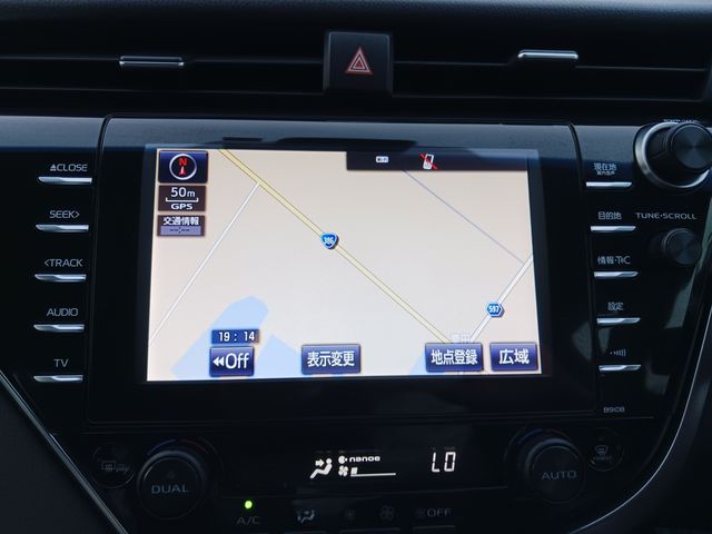 Toyota CAMRY HYBRID 2017-10 7338-11
