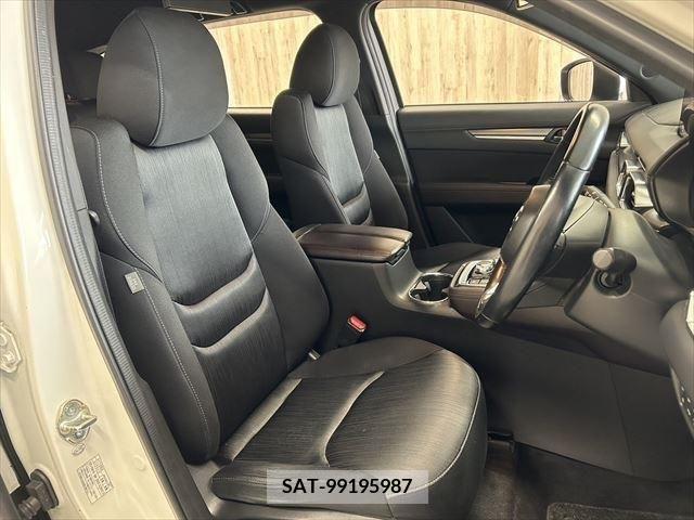 Mazda CX-8 2018-05 215208-17