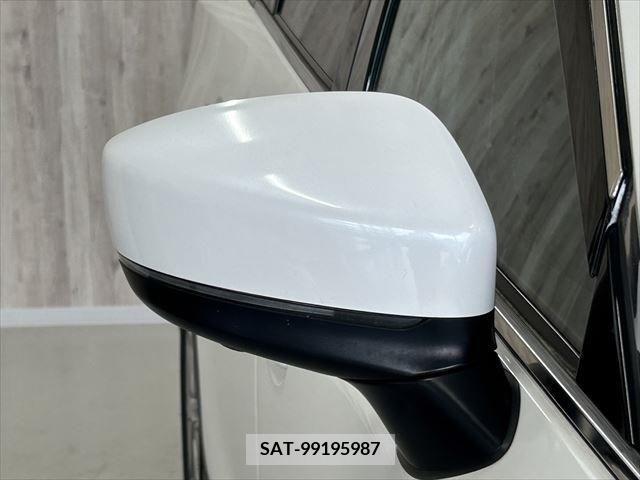 Mazda CX-8 2018-05 215208-11