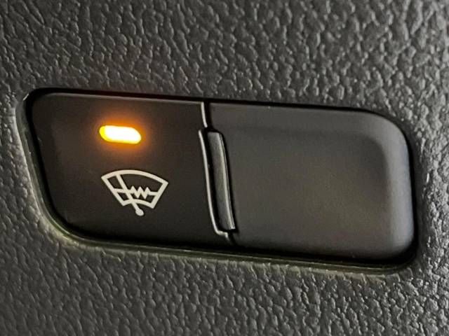 Toyota PRIUS 2019-01 13237-3