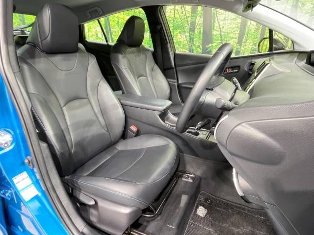 Toyota PRIUS 2019-01 13237-9