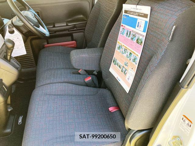 Suzuki SPACIA 2019-07 368478-24