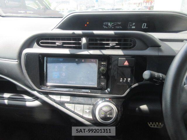 Toyota AQUA 2016-07 292181-11