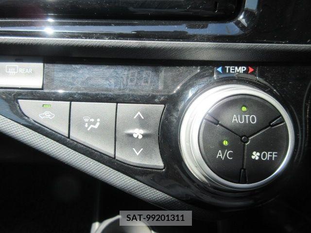 Toyota AQUA 2016-07 292181-14
