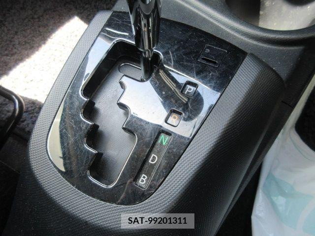 Toyota AQUA 2016-07 292181-15