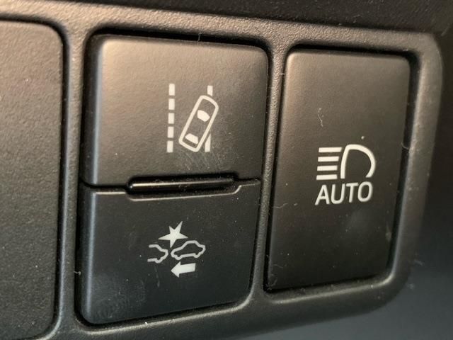 Toyota AQUA 2016-04 1176-27