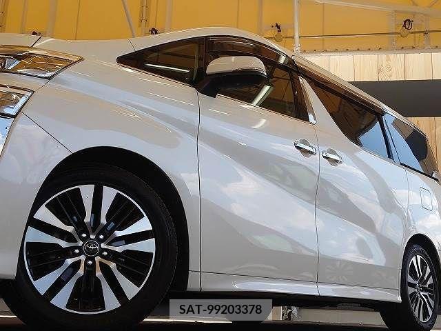 Toyota VELLFIRE 2018-02 369747-19