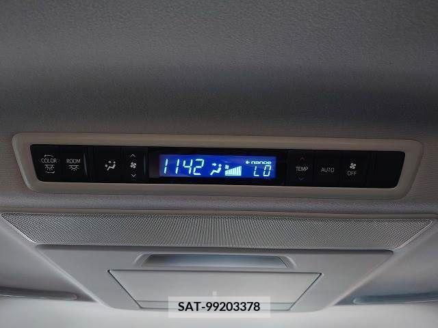 Toyota VELLFIRE 2018-02 369747-7