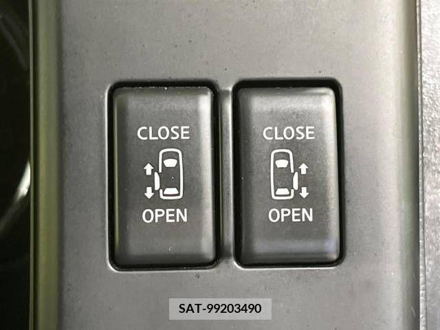 Nissan SERENA 2009-12 367751-3